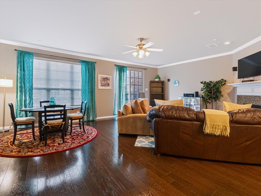 3894 Everwood Lane, Addison, TX 75001