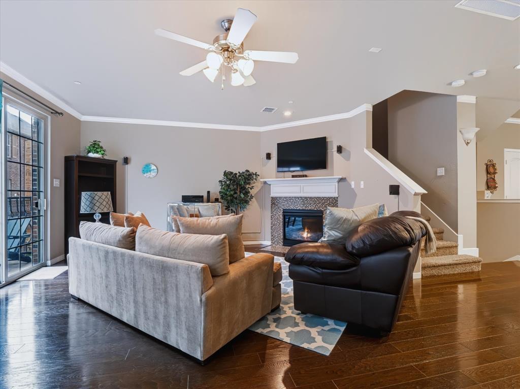 3894 Everwood Lane, Addison, TX 75001