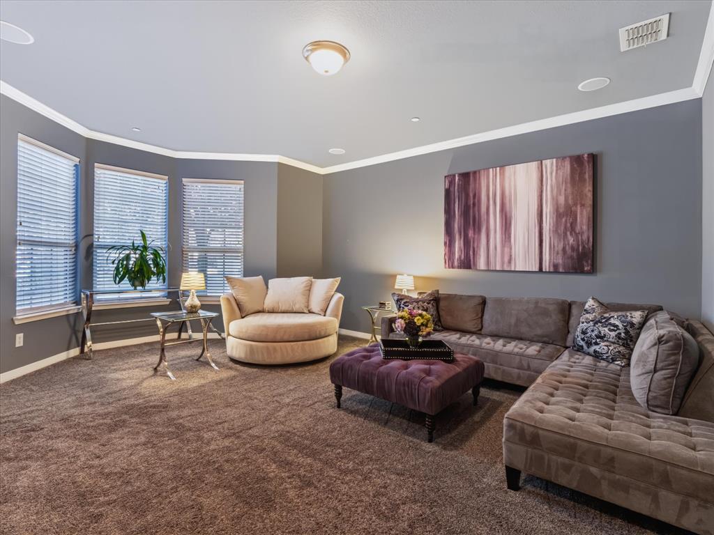 3894 Everwood Lane, Addison, TX 75001
