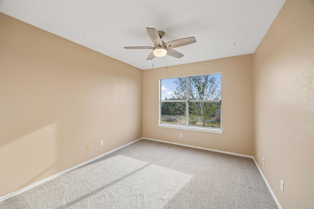 273 Greenview Lane, Van Alstyne, TX 75495