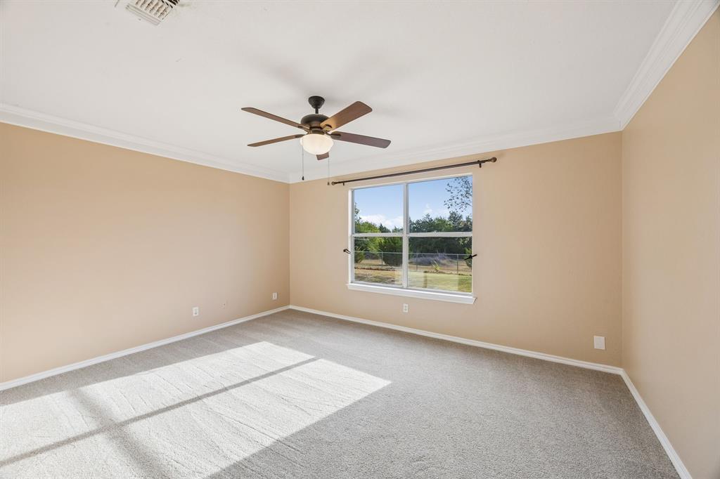 273 Greenview Lane, Van Alstyne, TX 75495