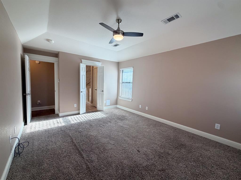 163 Highland Drive, Ennis, TX 75119