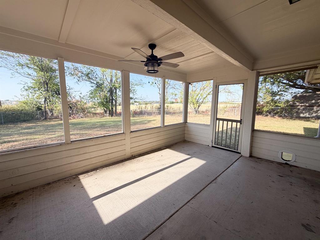 163 Highland Drive, Ennis, TX 75119