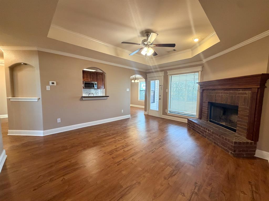 163 Highland Drive, Ennis, TX 75119