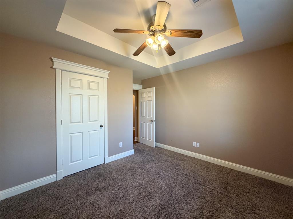 163 Highland Drive, Ennis, TX 75119