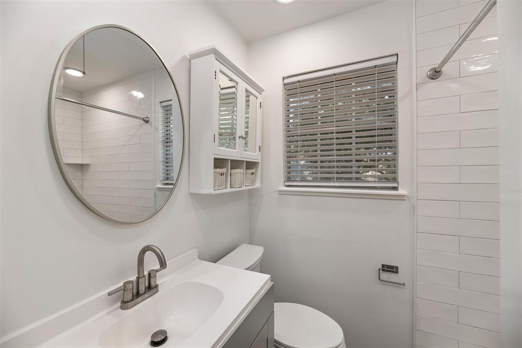 1208 Wentwood Drive, Irving, TX 75061