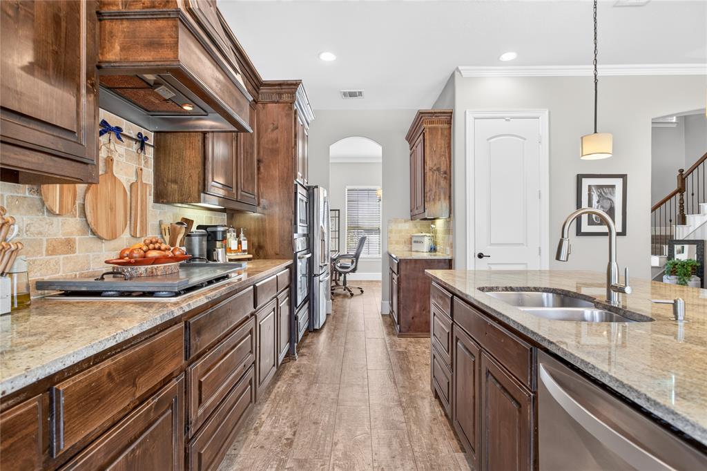 301 Rawhide Path, Keller, TX 76248