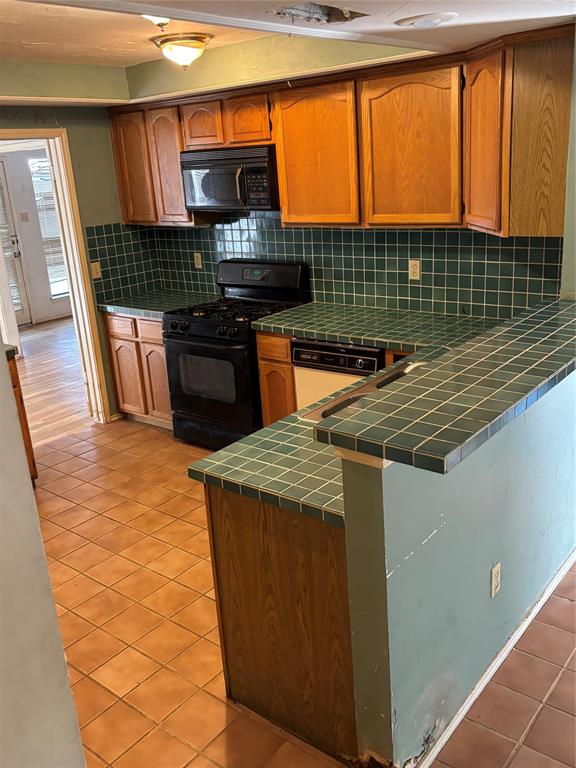 2524 Heatherdale Drive, Mesquite, TX 75150 2524 Heatherdale Drive, Mesquite, TX 75150