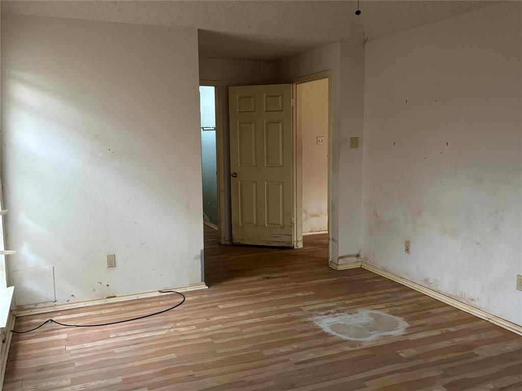 2524 Heatherdale Drive, Mesquite, TX 75150