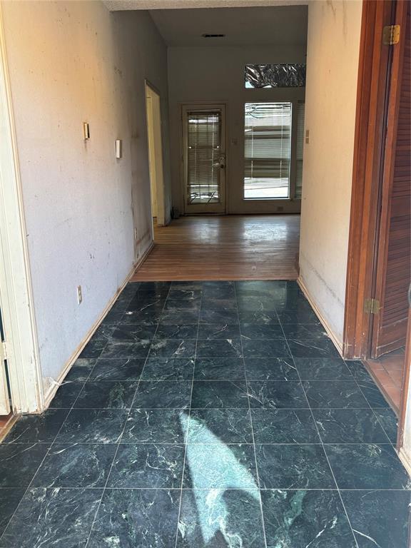 2524 Heatherdale Drive, Mesquite, TX 75150 2524 Heatherdale Drive, Mesquite, TX 75150