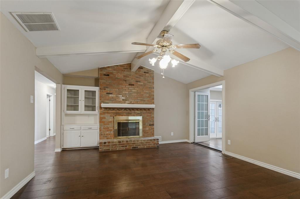 9433 Meadowknoll Drive, Dallas, TX 75243