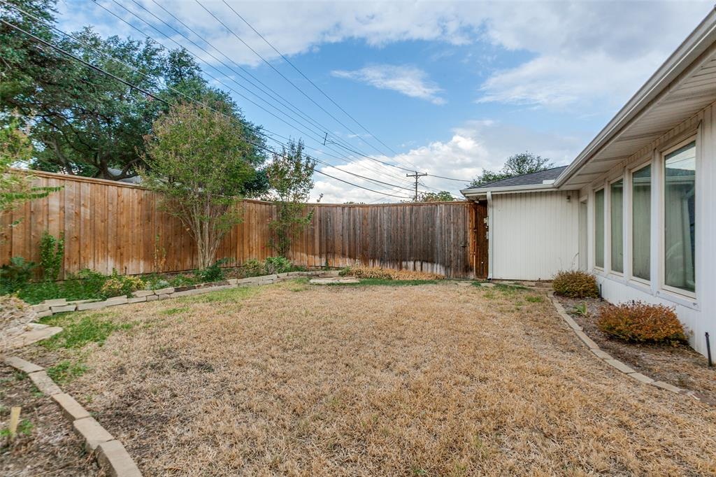 9433 Meadowknoll Drive, Dallas, TX 75243