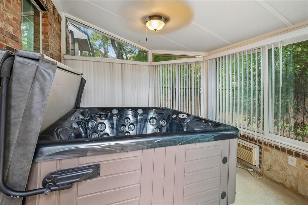 3736 Boxwood Drive, Grand Prairie, TX 75052