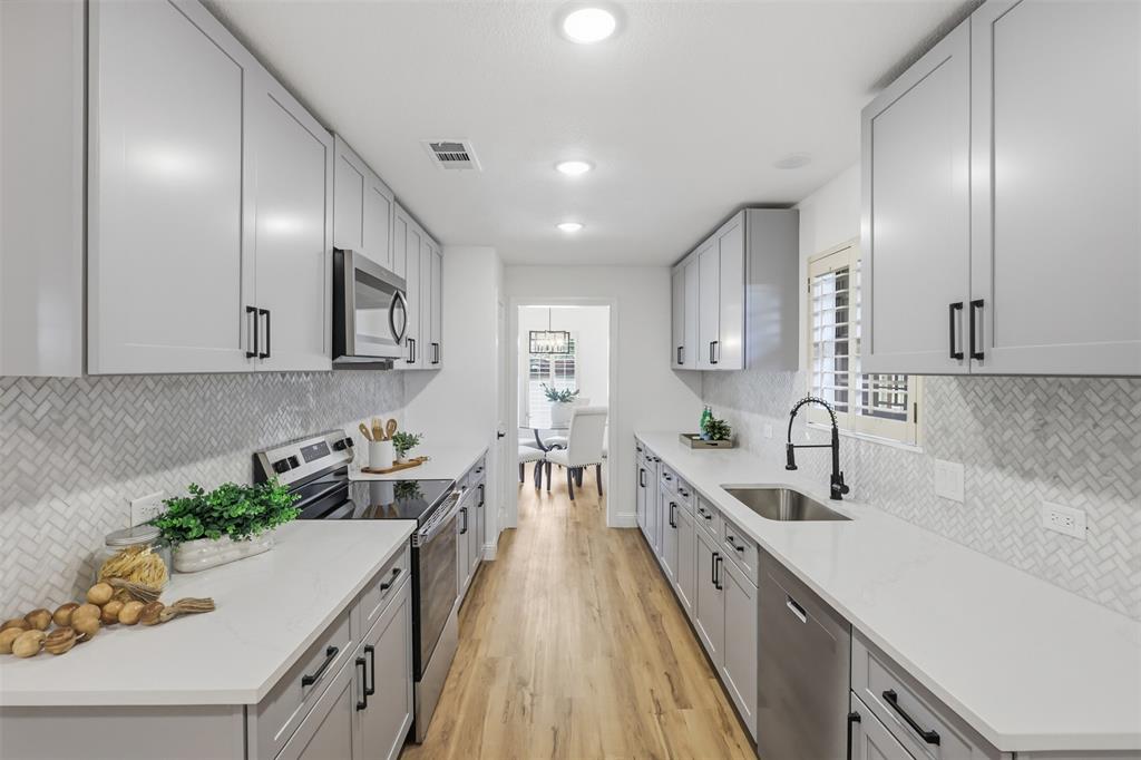 5427 Banting Way, Dallas, TX 75227