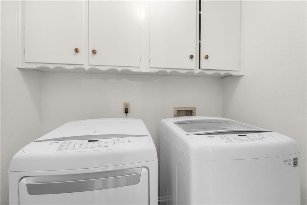 8933 Kincaid Drive, Benbrook, TX 76116