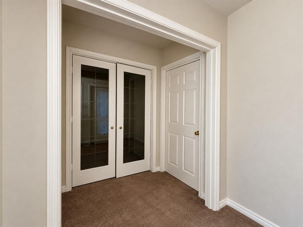 Upstairs Office flex room