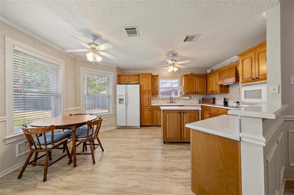 531 Karen Drive, Robinson, TX 76706