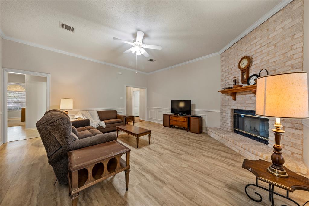 531 Karen Drive, Robinson, TX 76706