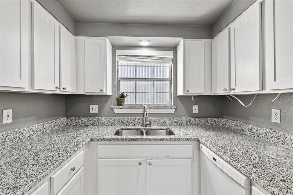 3100 Cole Avenue, #211, Dallas, TX 75204