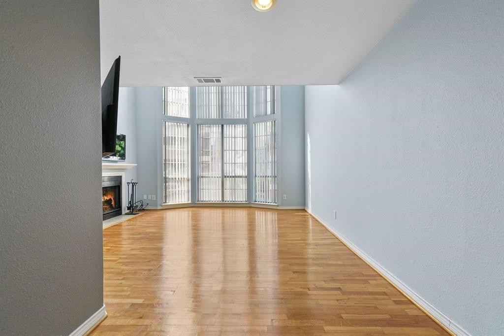 3100 Cole Avenue, #211, Dallas, TX 75204