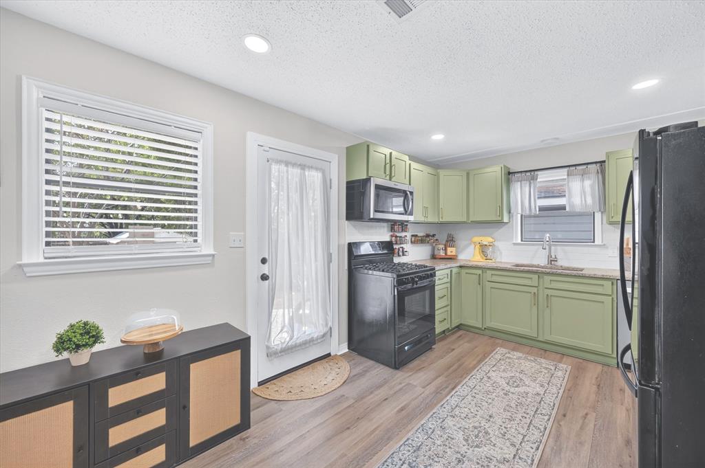 3228 Olive Place, Fort Worth, TX 76116