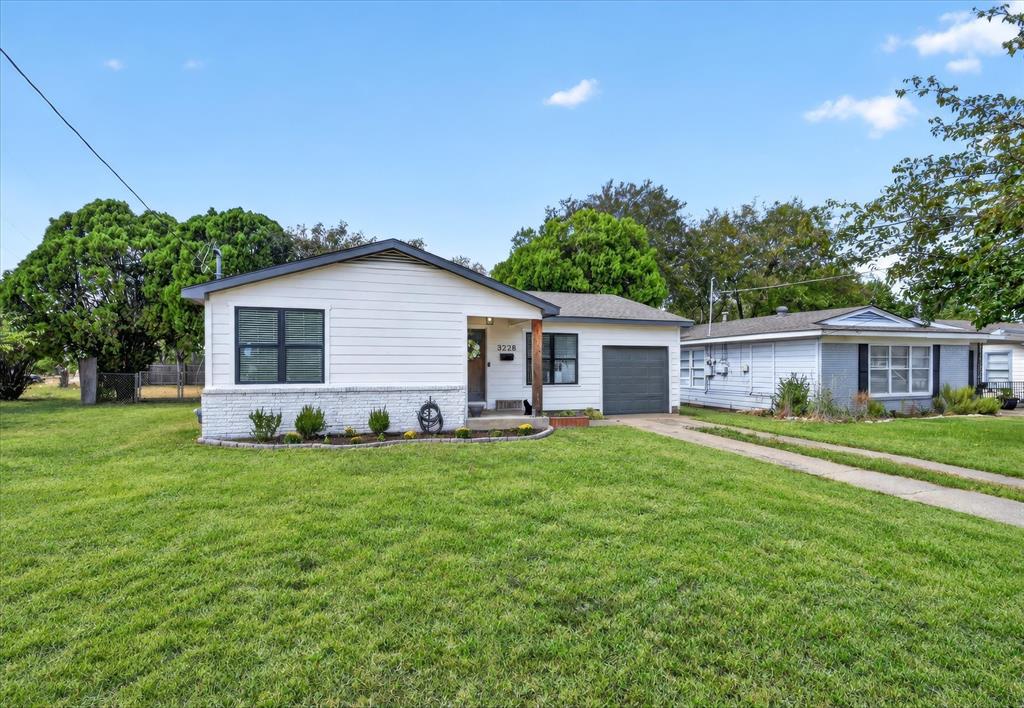 3228 Olive Place, Fort Worth, TX 76116