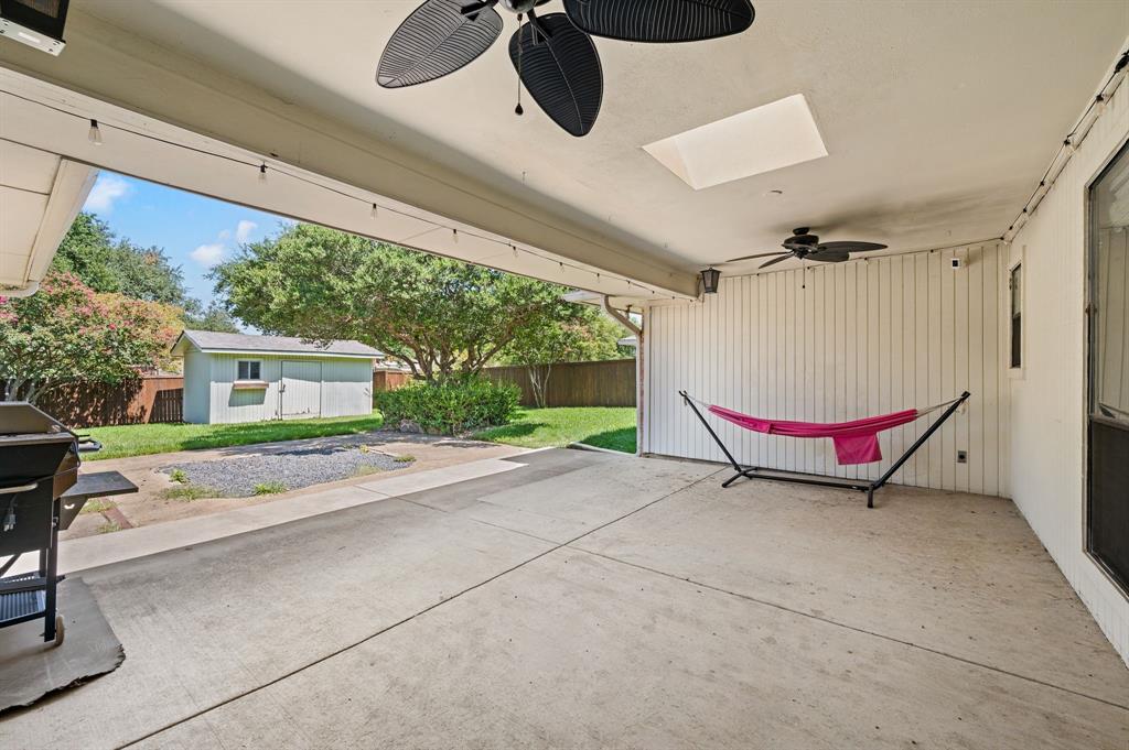 1305 Tierra Calle, Carrollton, TX 75006