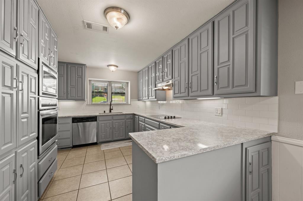 1305 Tierra Calle, Carrollton, TX 75006