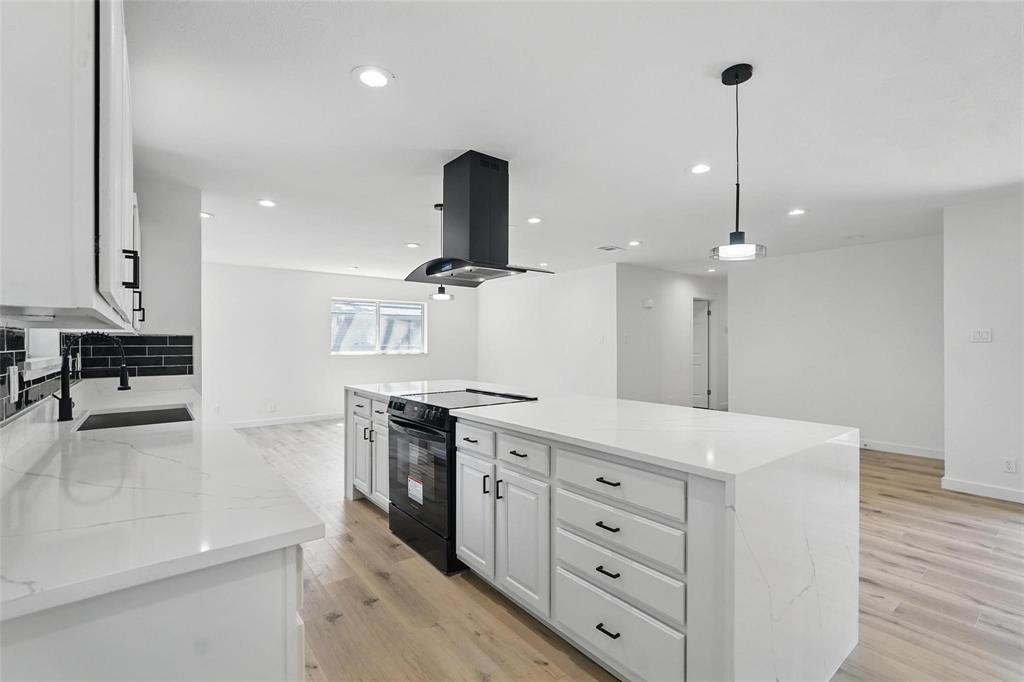 810 Greenhaven Drive, Richardson, TX 75080