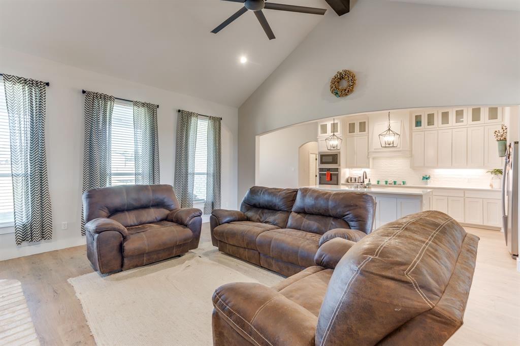 160 Rocky Top Ranch Lane, Reno, TX 76020