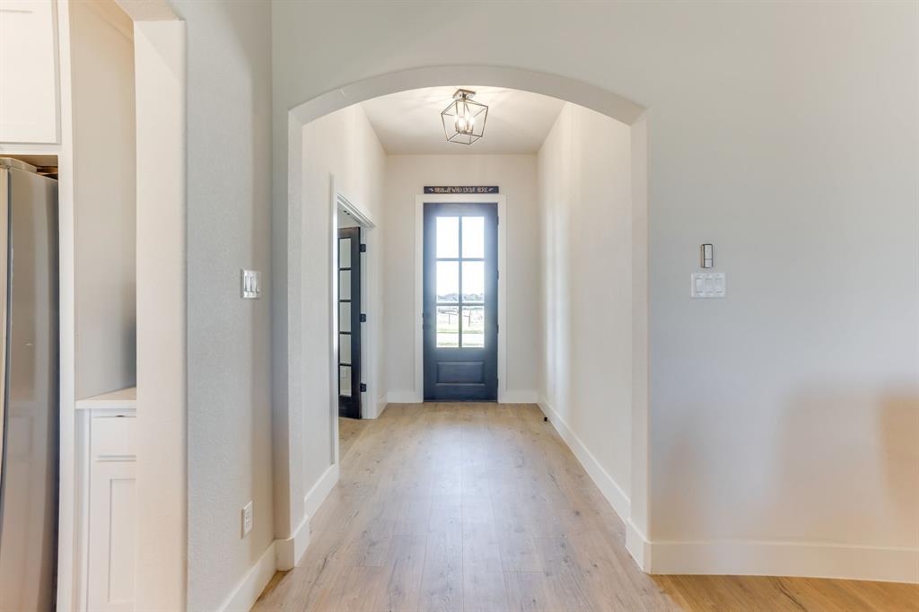 160 Rocky Top Ranch Lane, Reno, TX 76020
