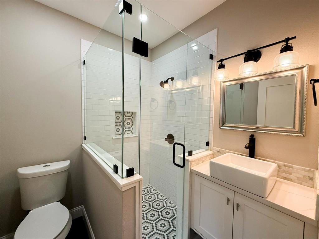 4114 Junius Street, #B, Dallas, TX 75246