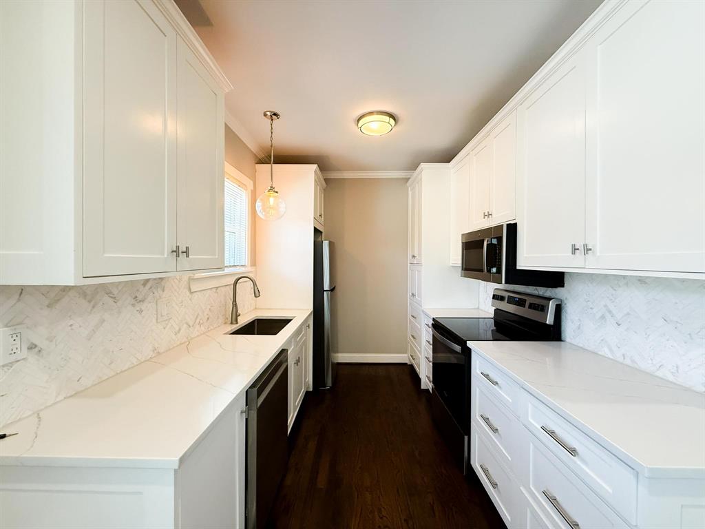 4114 Junius Street, #B, Dallas, TX 75246