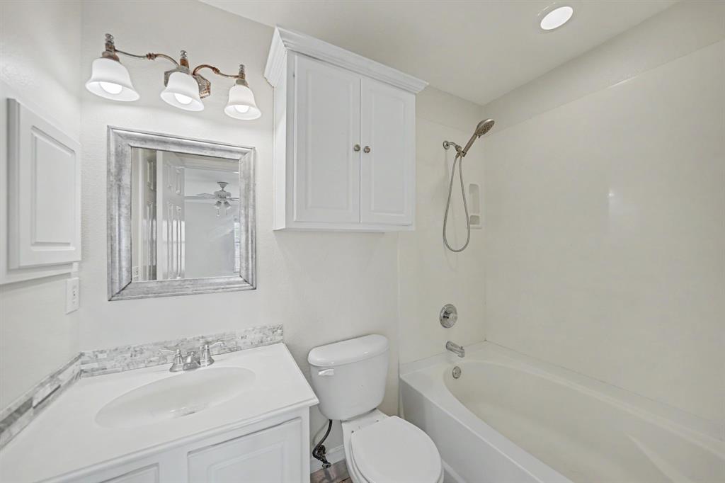 11287 Pear Ridge Drive, Frisco, TX 75035