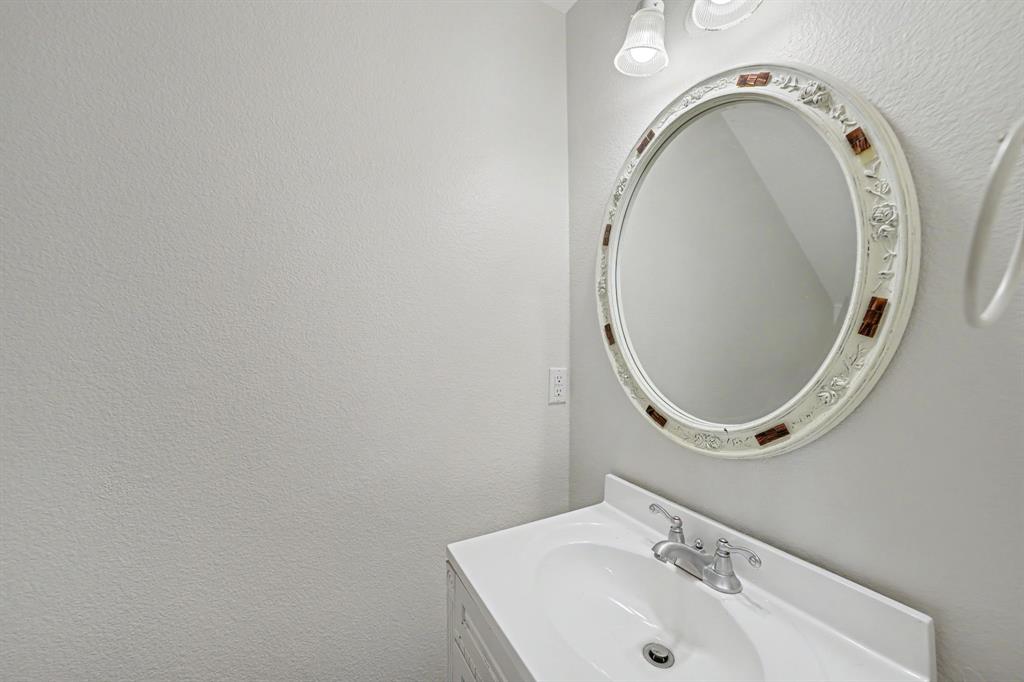 11287 Pear Ridge Drive, Frisco, TX 75035
