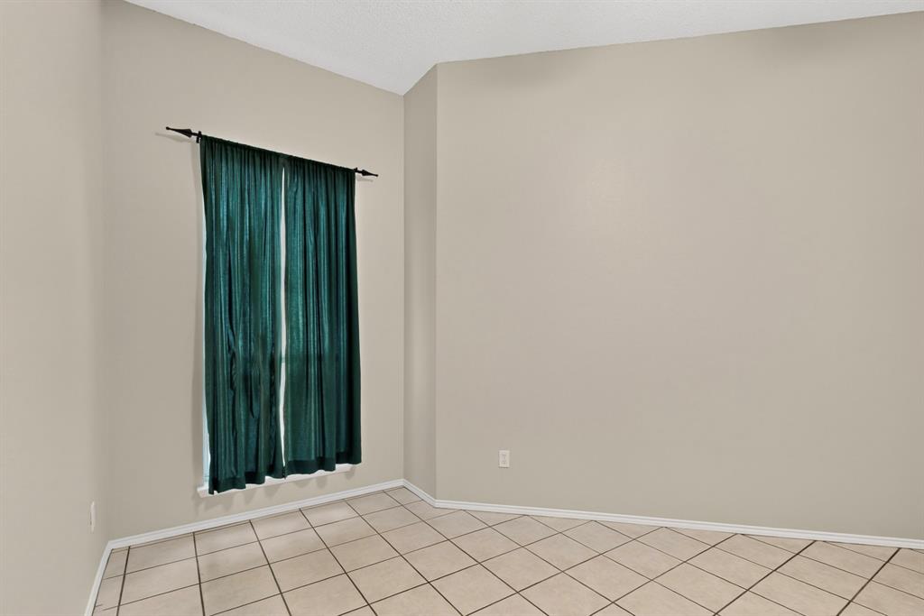 1239 Rivercrest Drive, Mesquite, TX 75181