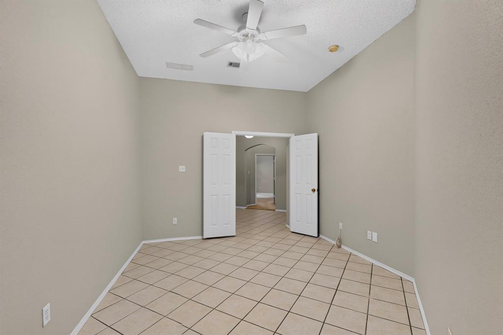1239 Rivercrest Drive, Mesquite, TX 75181