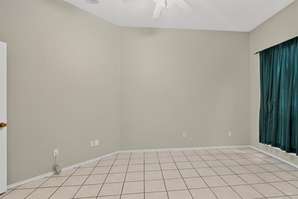 1239 Rivercrest Drive, Mesquite, TX 75181
