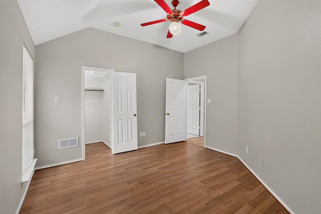 1239 Rivercrest Drive, Mesquite, TX 75181