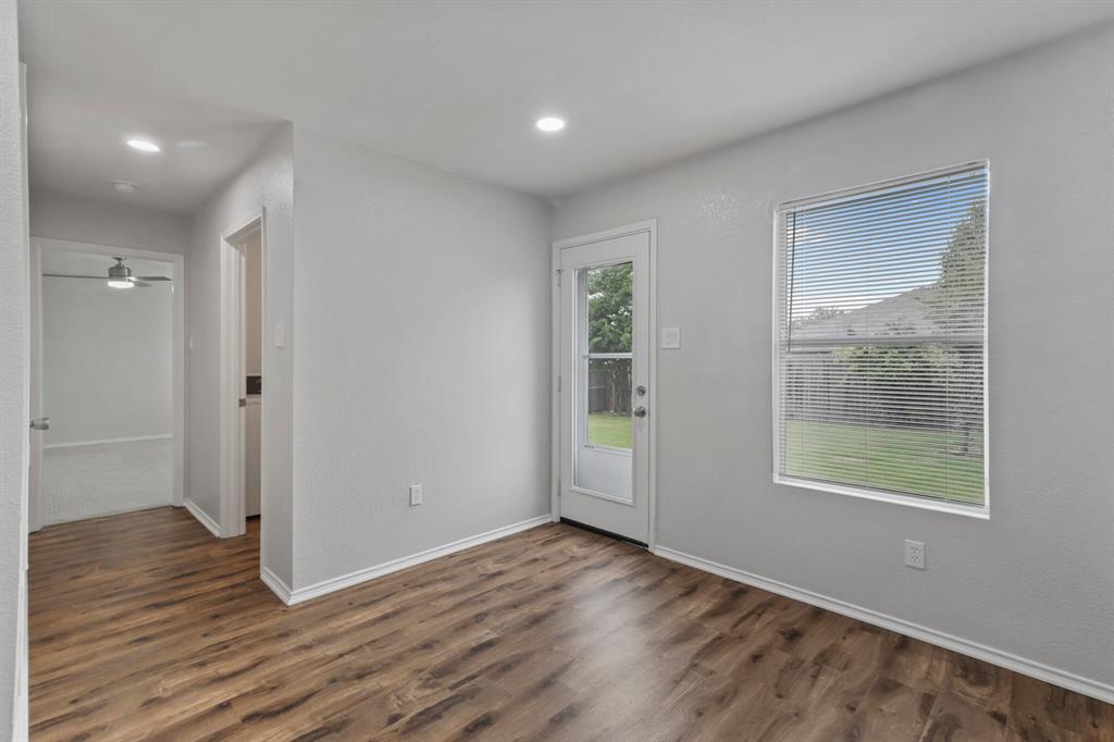 932 Poncho Lane, Fort Worth, TX 76052