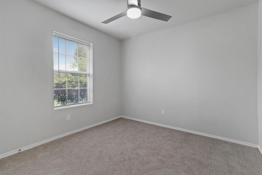 932 Poncho Lane, Fort Worth, TX 76052