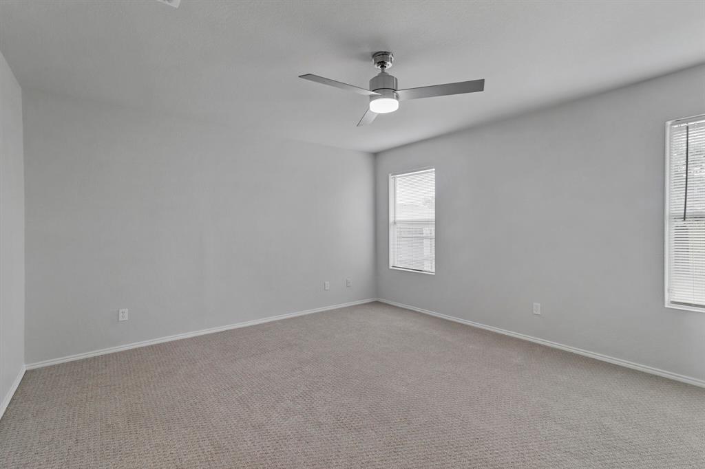 932 Poncho Lane, Fort Worth, TX 76052