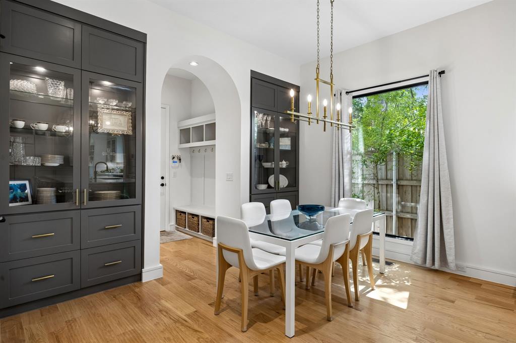 4437 Grassmere Ln - Tom Hughes Team