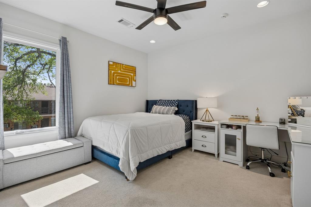 4437 Grassmere Ln - Tom Hughes Team
