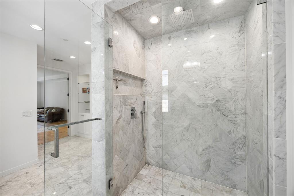 4437 Grassmere Ln - Tom Hughes Team