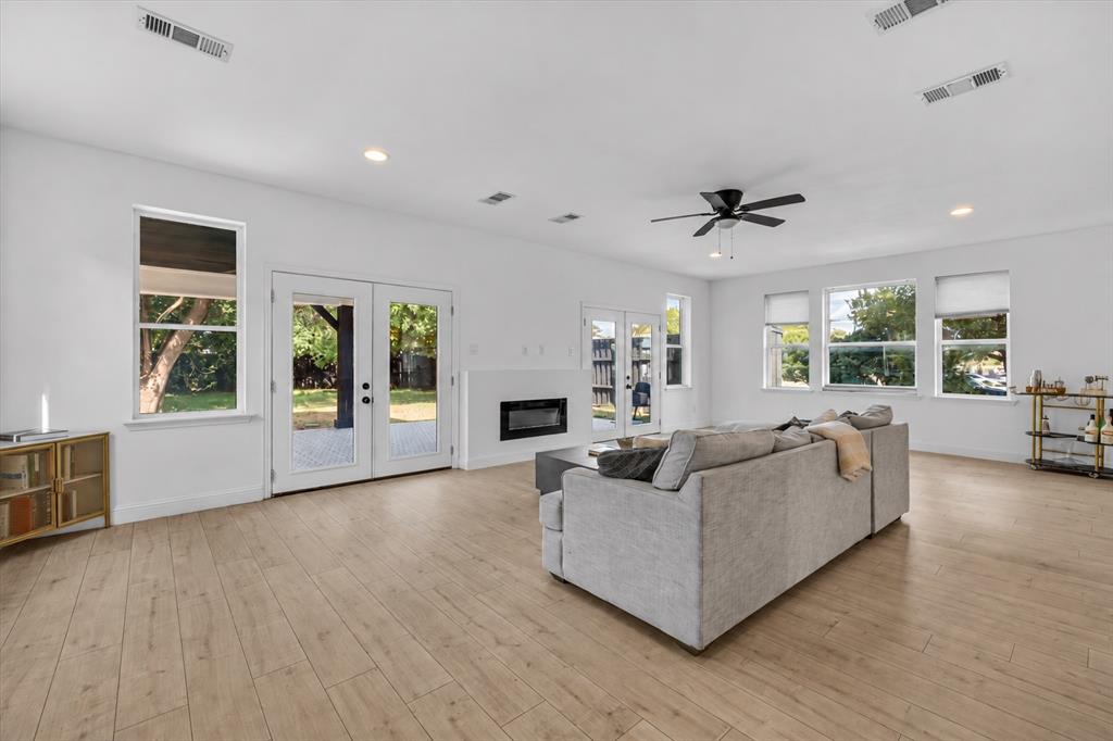 102 Glenn Avenue, Rockwall, TX 75087