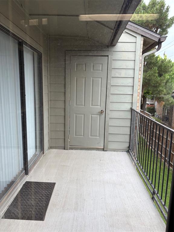 5335 BENT TREE FOREST Drive, #288, Dallas, TX 75248