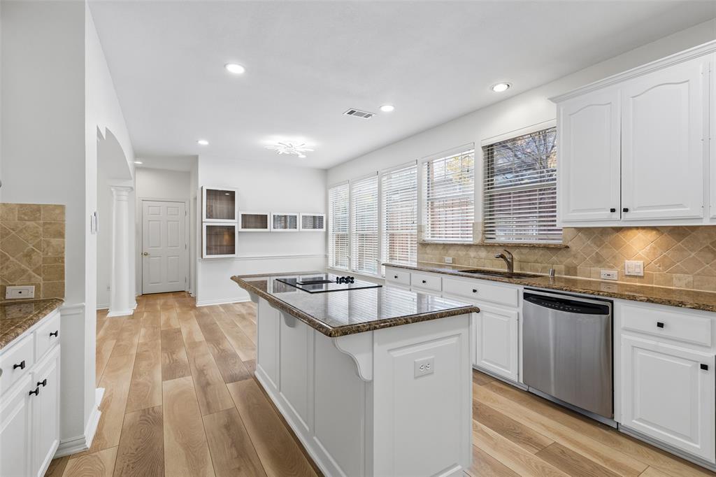 849 Shorewood Drive, Coppell, TX 75019