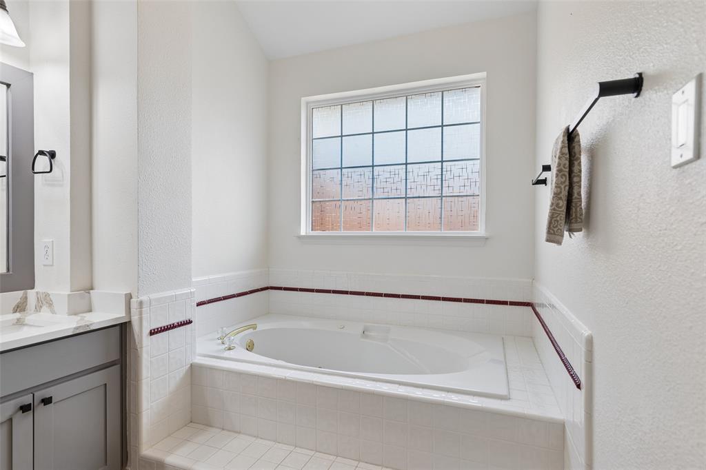 849 Shorewood Drive, Coppell, TX 75019