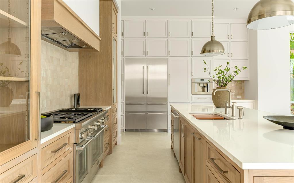 4718 W Amherst Avenue, Dallas, TX 75209
